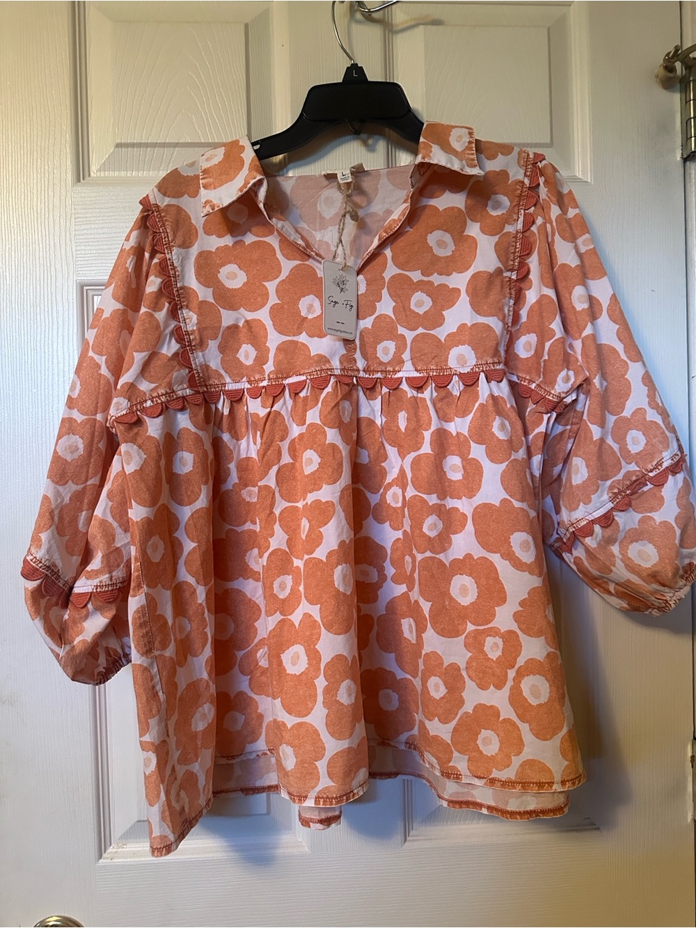 Sage +Fig Orange Flower Top - Picture 3 of 5
